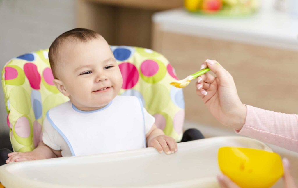 Como-introducir-la-alimentacion-complementaria-en-Bebes